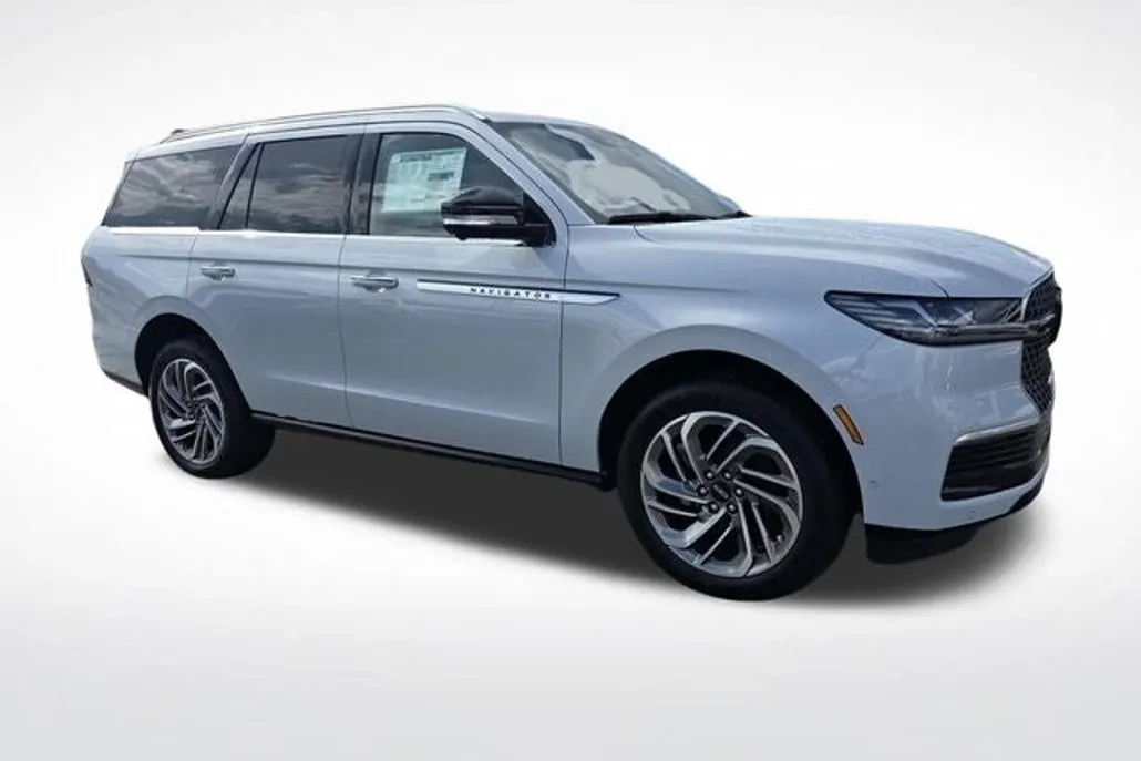 2025 Lincoln Navigator Reserve photo 1