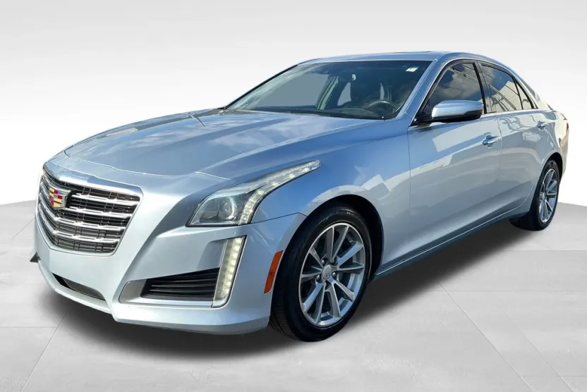 2017 Cadillac CTS Luxury photo 1