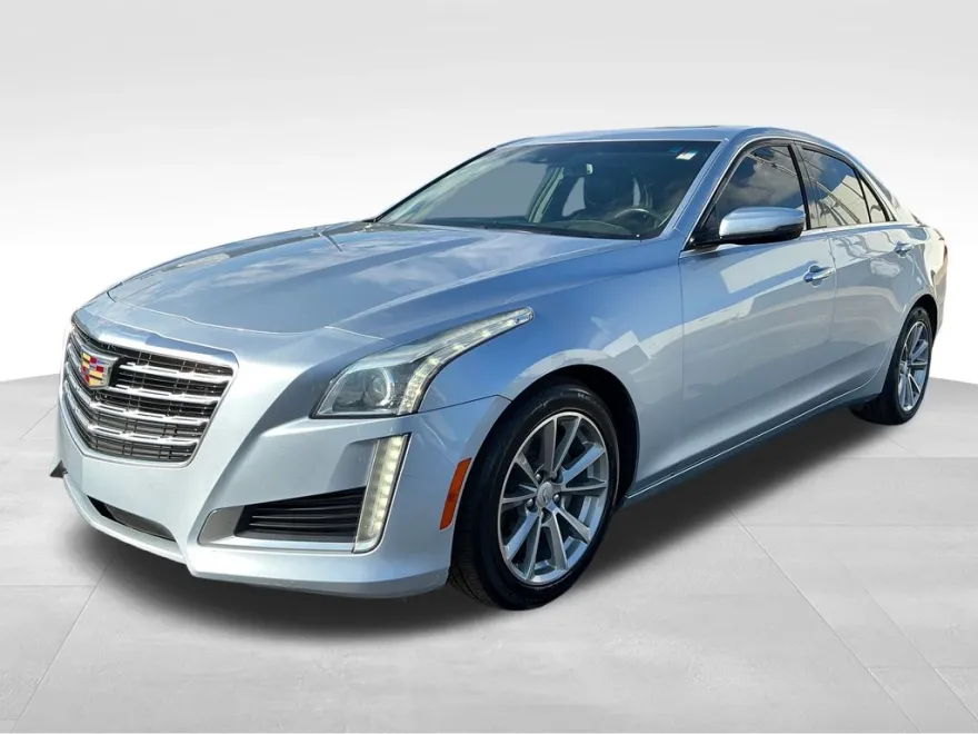 2017 Cadillac CTS Luxury photo 1