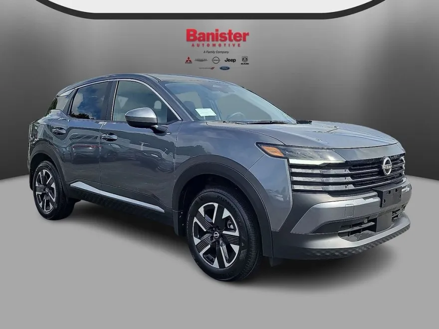2025 Nissan Kicks SV photo 1