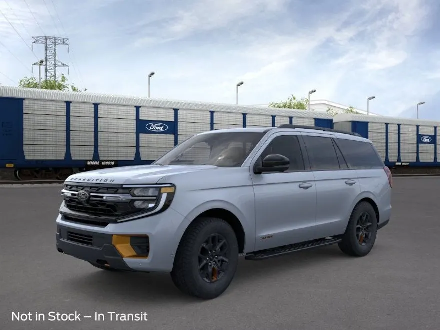 2025 Ford Expedition photo 1