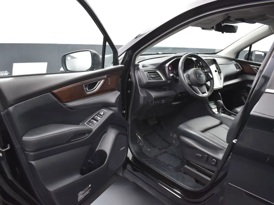 2023 Subaru Ascent Touring photo 1