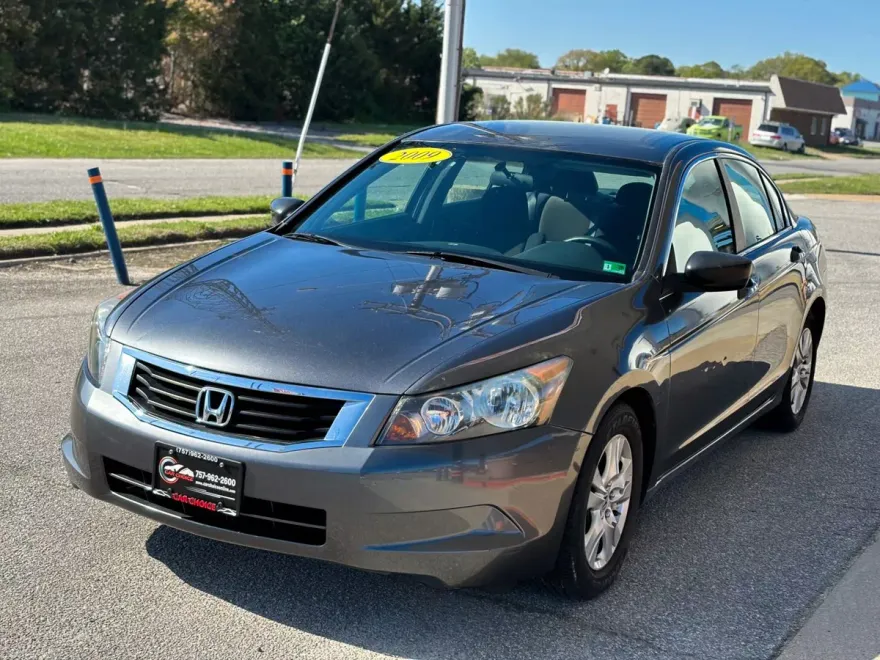 2009 Honda Accord LX-P photo 1
