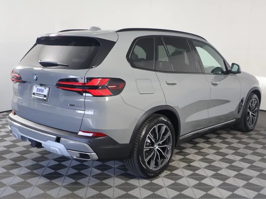 2025 Bmw X5 xDrive40i photo 1