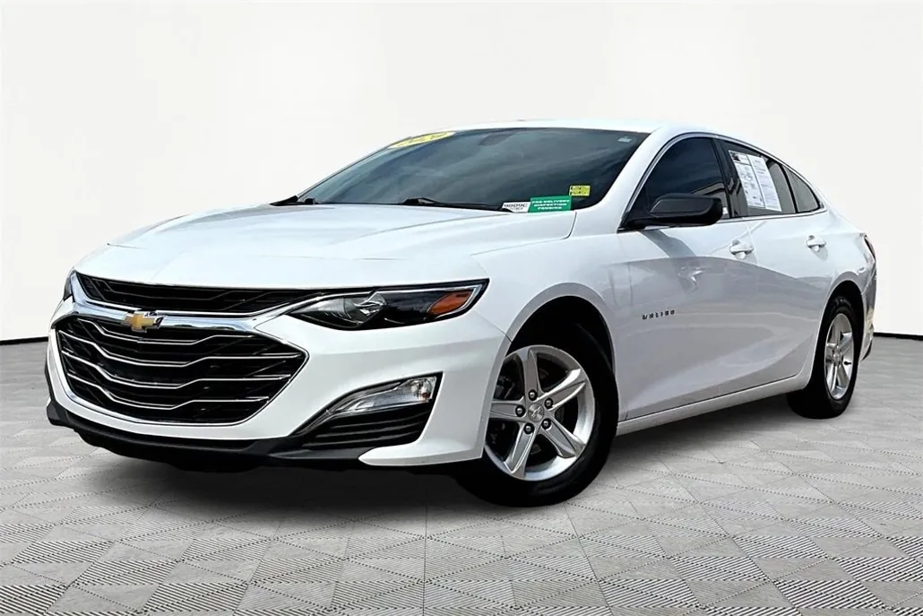 2020 Chevrolet Malibu LS photo 1
