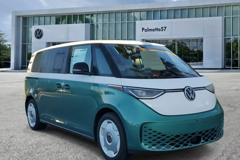 2025 Volkswagen ID. Buzz photo 1