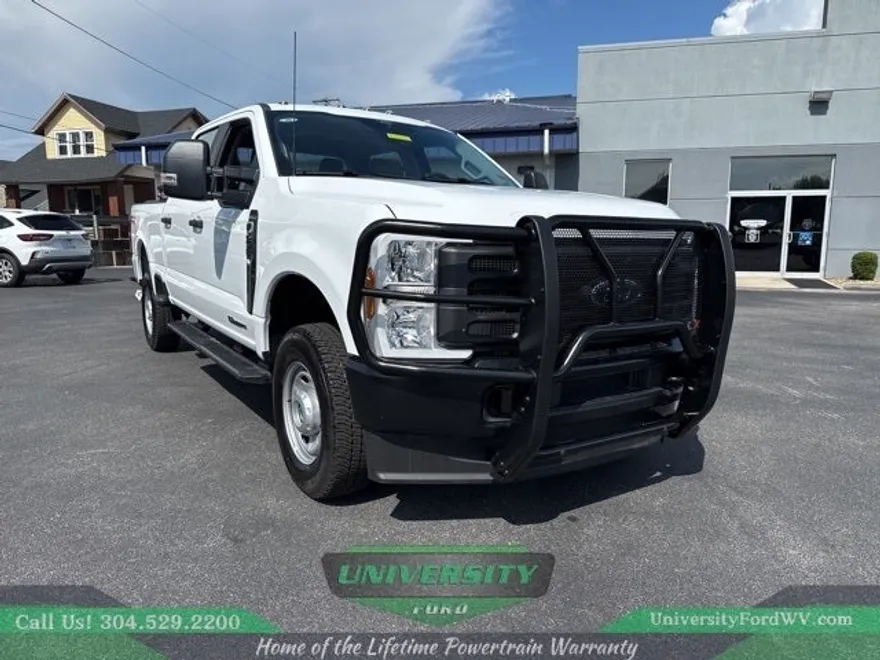 2025 Ford F-250 photo 1