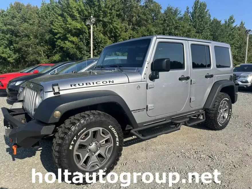2016 Jeep Wrangler Unlimited Rubicon photo 1