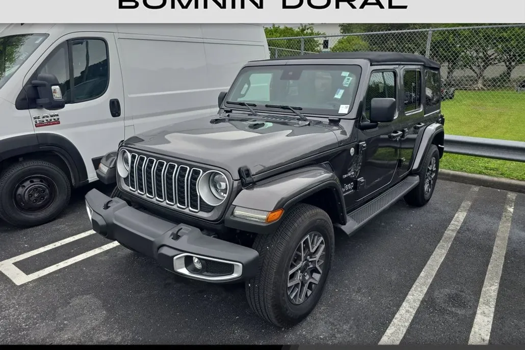 2024 Jeep Wrangler Sahara photo 1