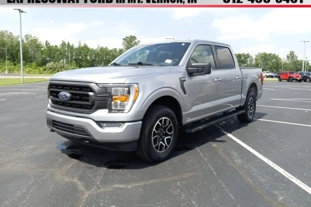 2023 Ford F-150 XLT photo 1