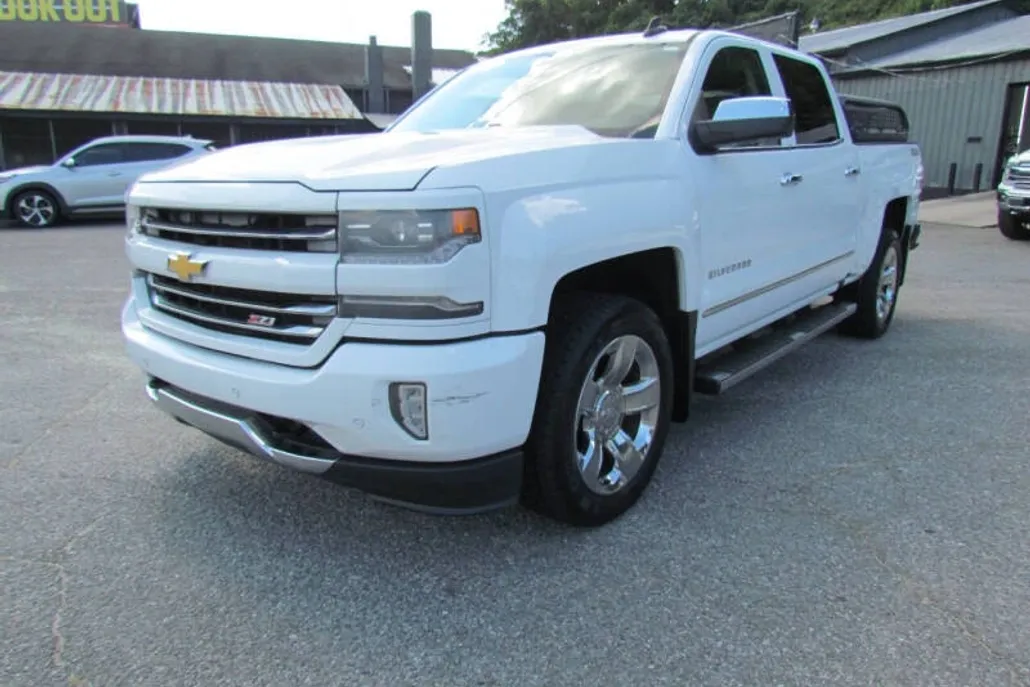 2016 Chevrolet Silverado 1500 LTZ Z71 photo 1