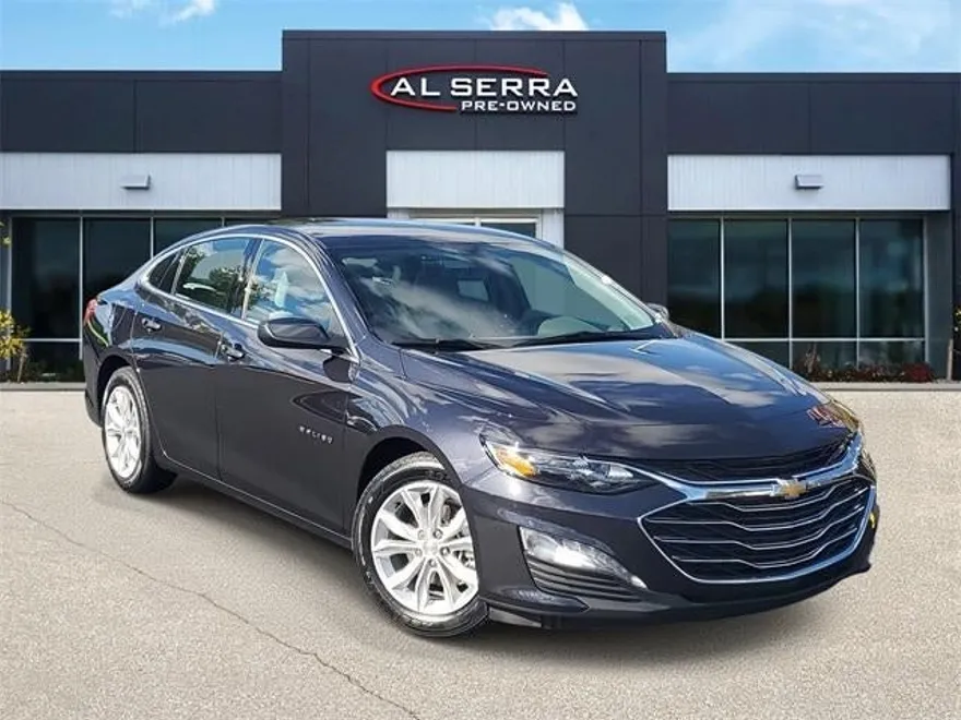 2022 Chevrolet Malibu 1LT photo 1