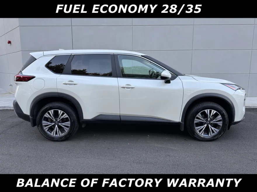 2023 Nissan Rogue SV photo 1