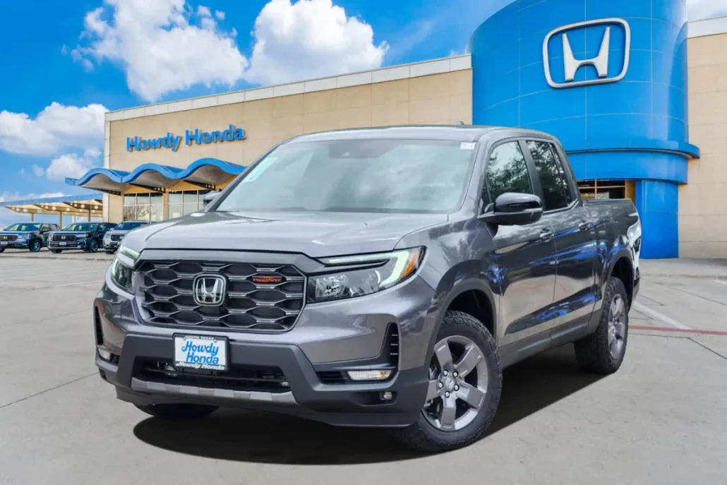 2025 Honda Ridgeline TrailSport photo 1
