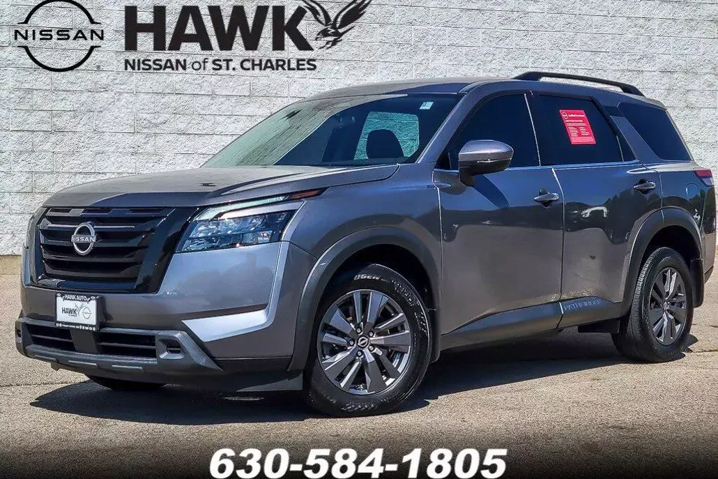 2024 Nissan Pathfinder SV photo 1