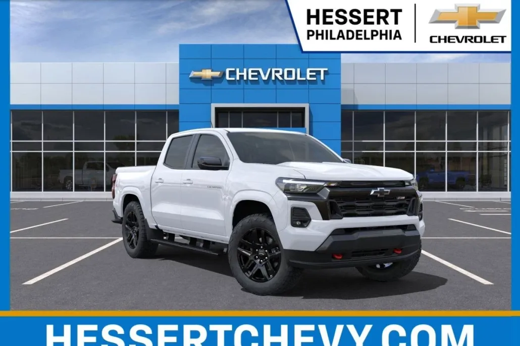 2025 Chevrolet Colorado Z71 photo 1