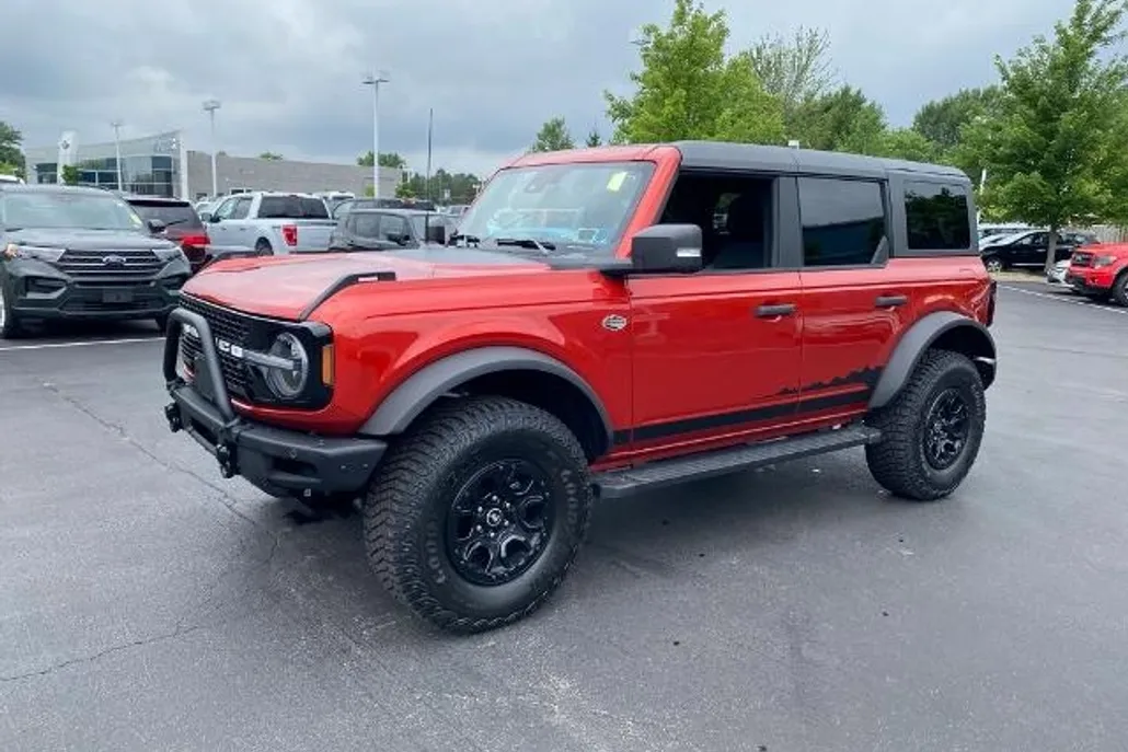 2024 Ford Bronco Wildtrak photo 1