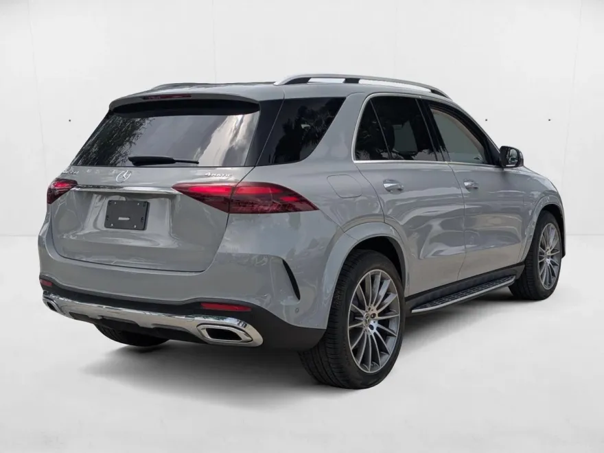 2026 Mercedes Benz GLE 450 4MATIC photo 1