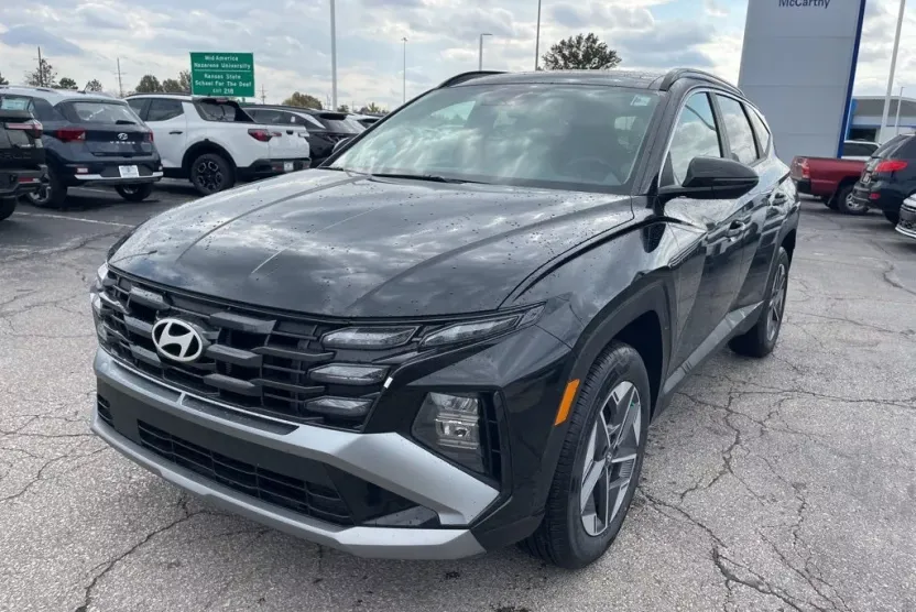 2025 Hyundai Tucson Hybrid SEL Convenience photo 1