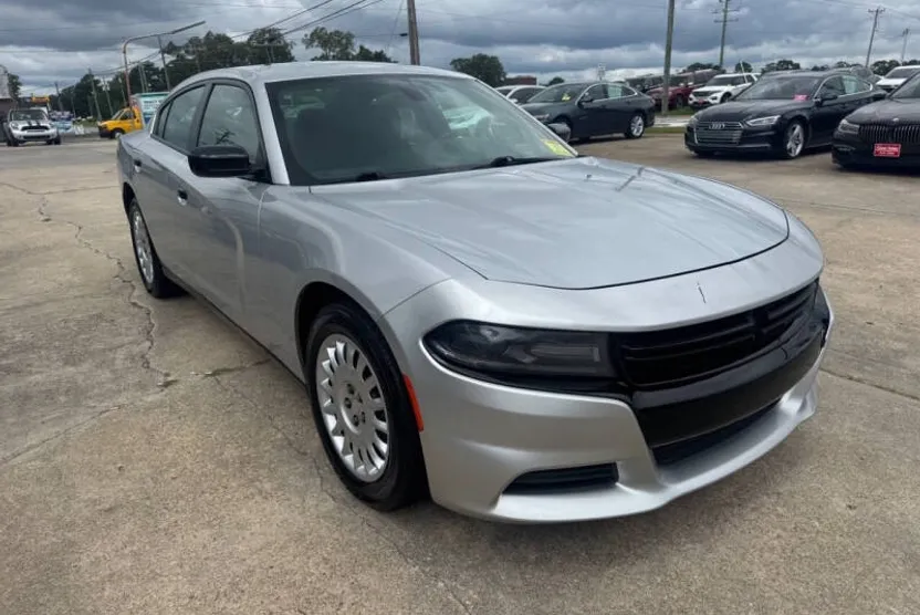 2018 Dodge Charger photo 1