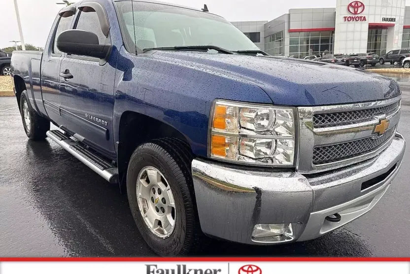 2013 Chevrolet Silverado 1500 LT photo 1