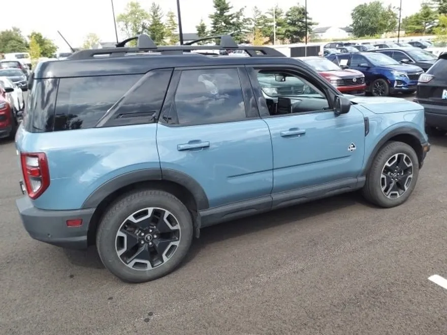 2022 Ford Bronco Sport Outer Banks photo 1