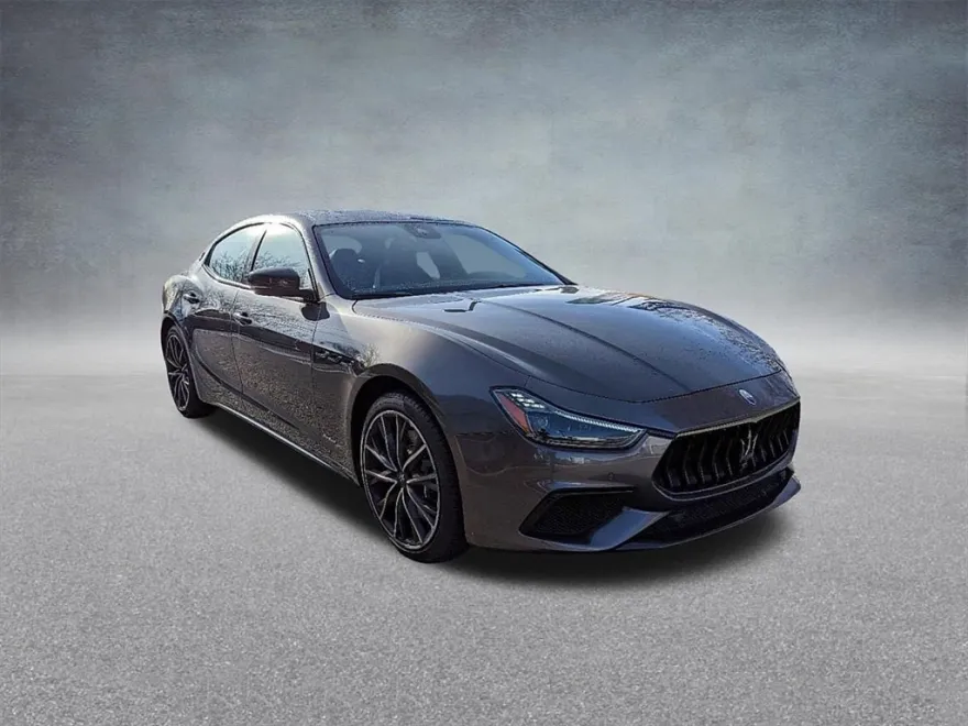 2018 Maserati Ghibli Q4 GranSport photo 2