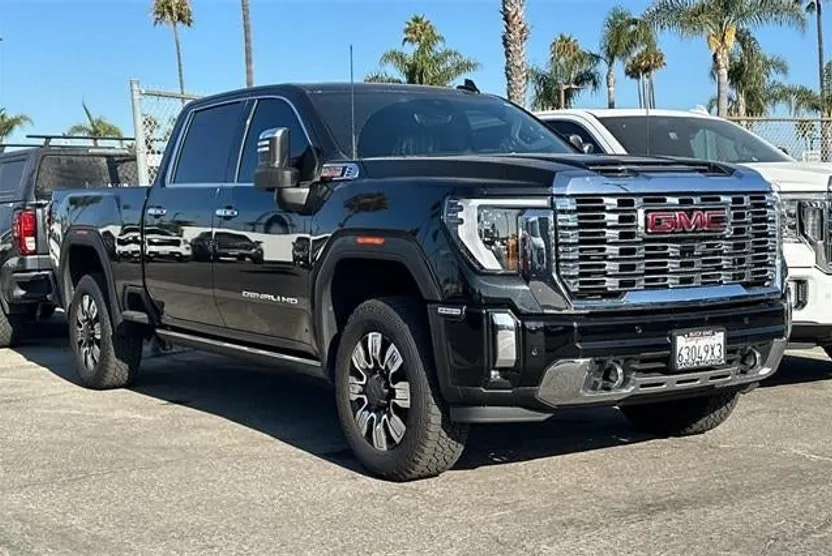 2024 Gmc Sierra 2500 HD Denali photo 1