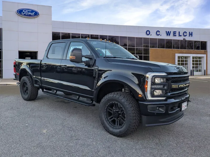 2024 Ford F-250 photo 1