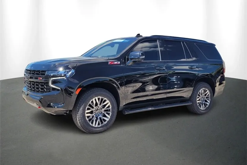 2023 Chevrolet Tahoe Z71 photo 1
