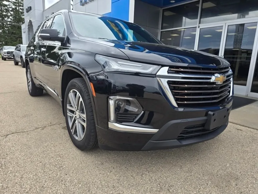 2022 Chevrolet Traverse High Country photo 1