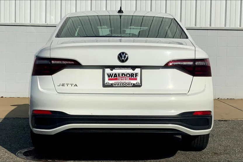 2022 Volkswagen Jetta 1.5T S photo 1