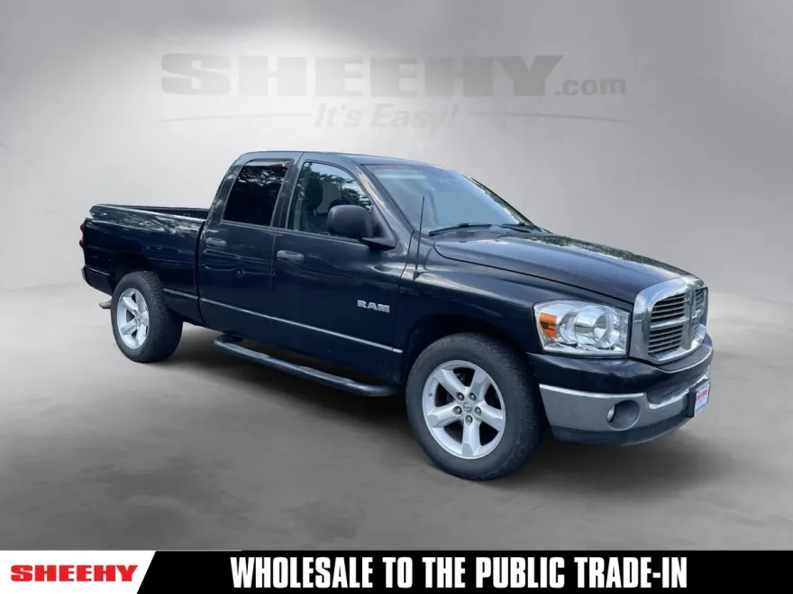 2008 Dodge Ram SLT photo 1