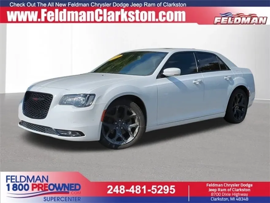 2022 Chrysler 300 S photo 1