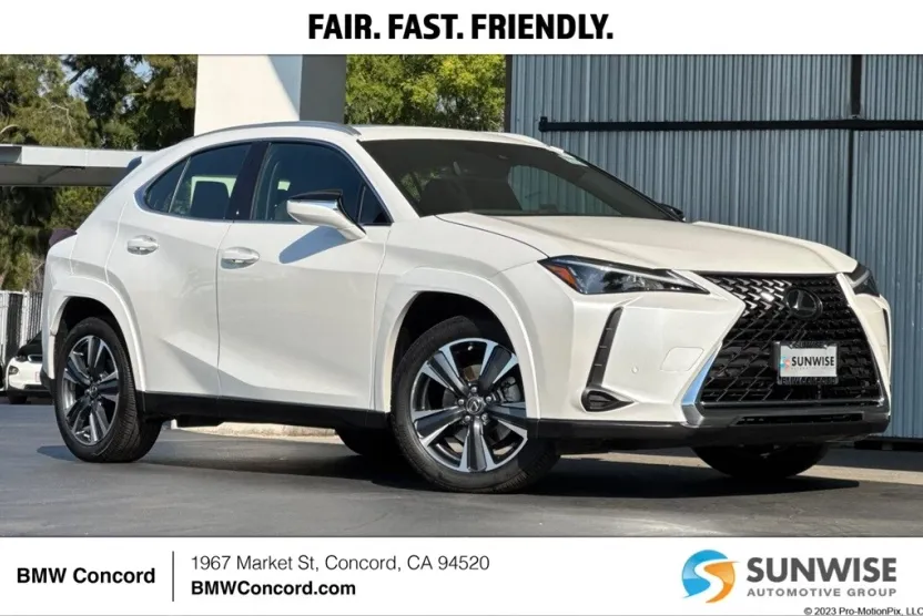 2024 Lexus UX 250h Premium photo 1