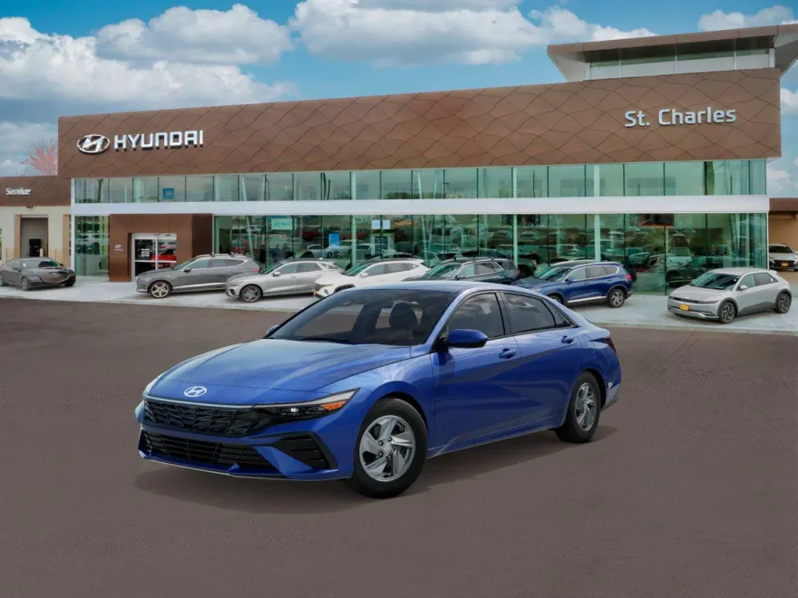 2025 Hyundai Elantra SE photo 1