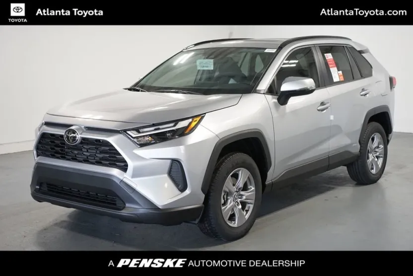 2025 Toyota RAV4 Hybrid XLE photo 1