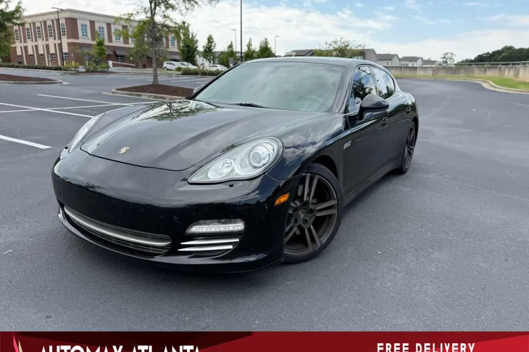 2013 Porsche Panamera Base photo 1