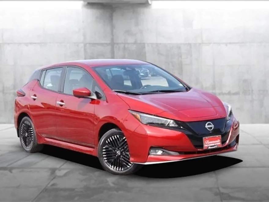 2024 Nissan Leaf SV Plus photo 1