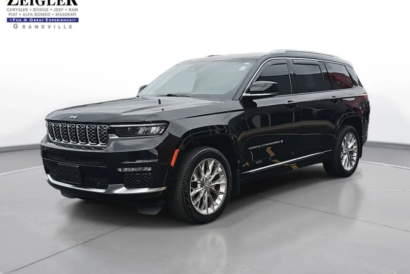 2021 Jeep Grand Cherokee L Summit photo 1
