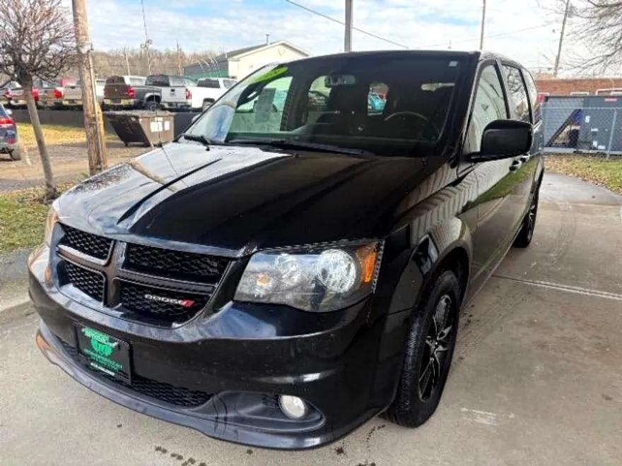 2018 Dodge Grand Caravan SE photo 1