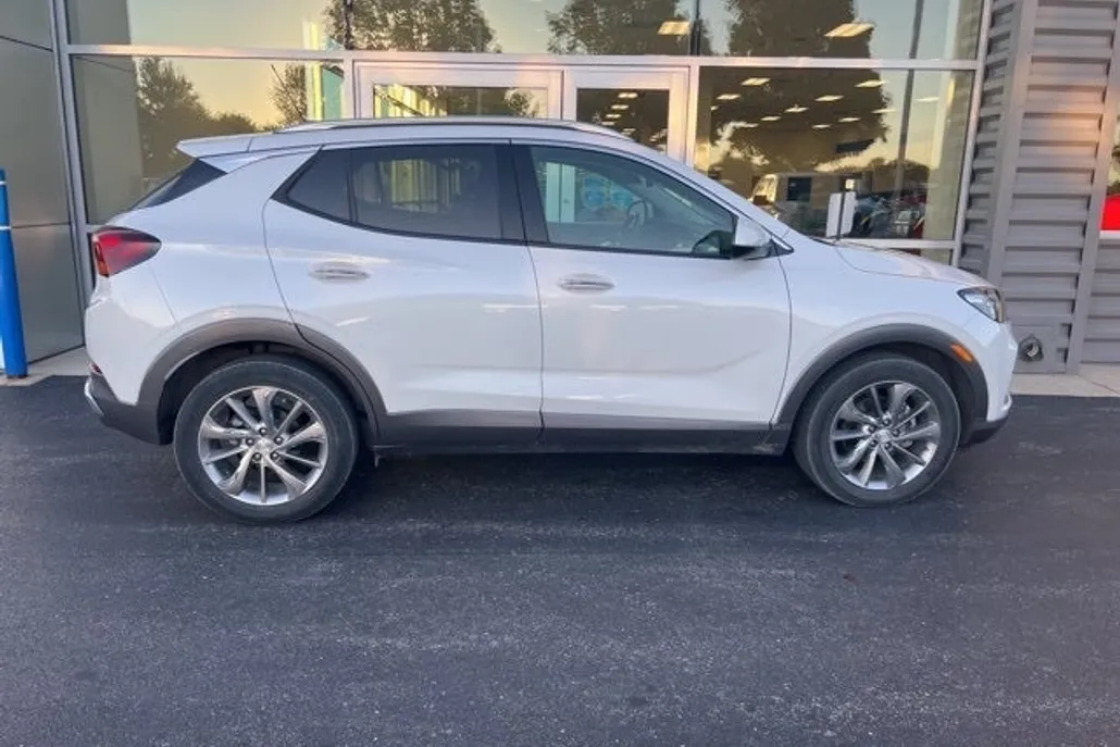 2022 Buick Encore GX Essence photo 1
