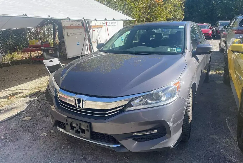 2016 Honda Accord EX-L photo 1