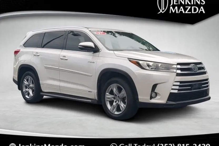 2017 Toyota Highlander Hybrid photo 1