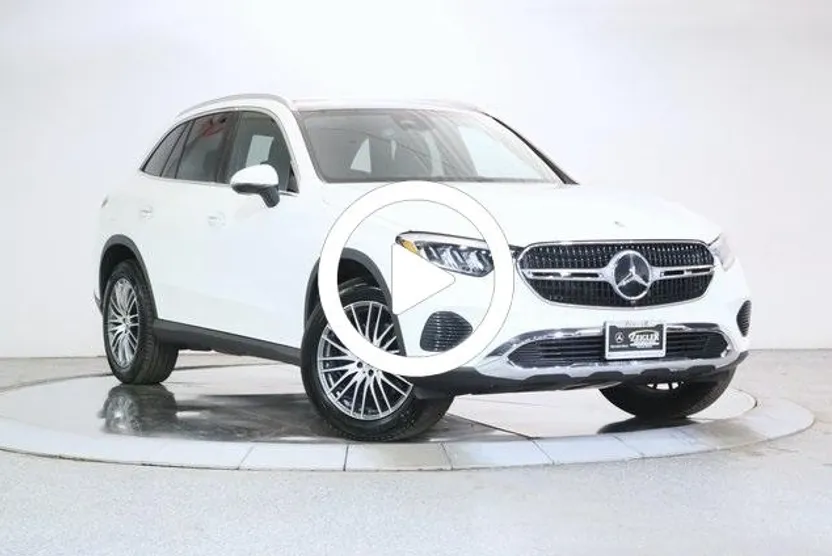 2025 Mercedes Benz GLC 300 4MATIC photo 1