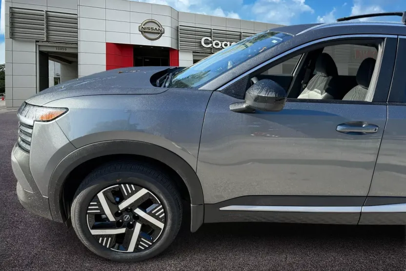 2026 Nissan Kicks SV photo 1