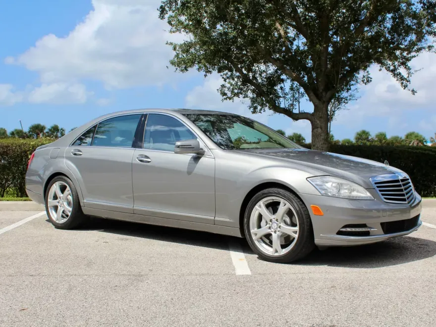 2013 Mercedes Benz S 550 photo 1