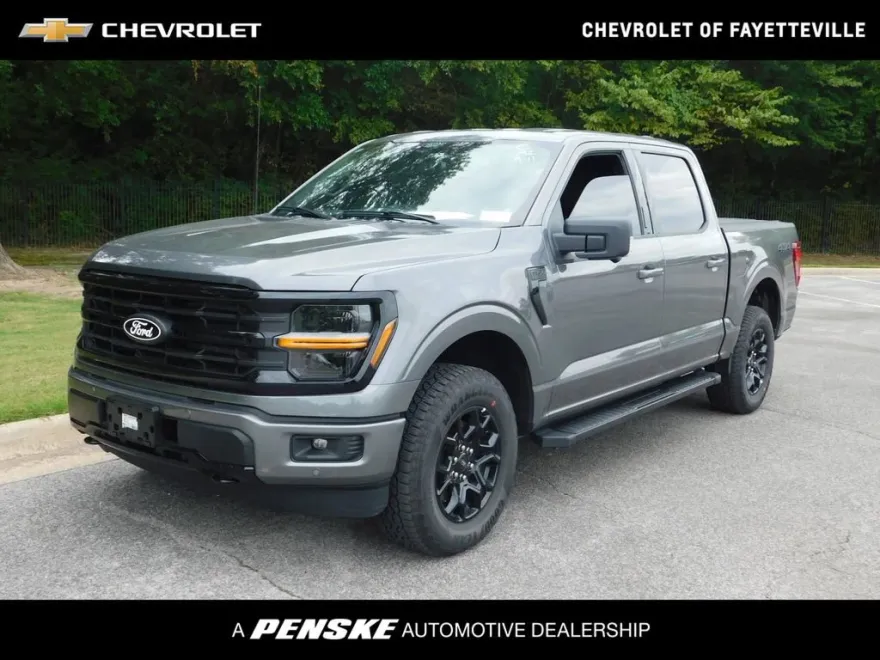 2024 Ford F-150 XLT photo 1