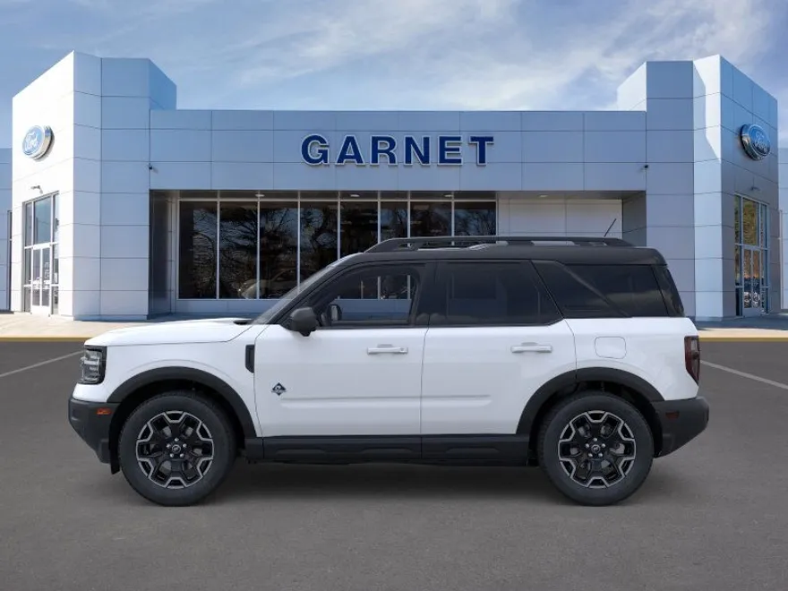 2025 Ford Bronco Sport Outer Banks photo 1