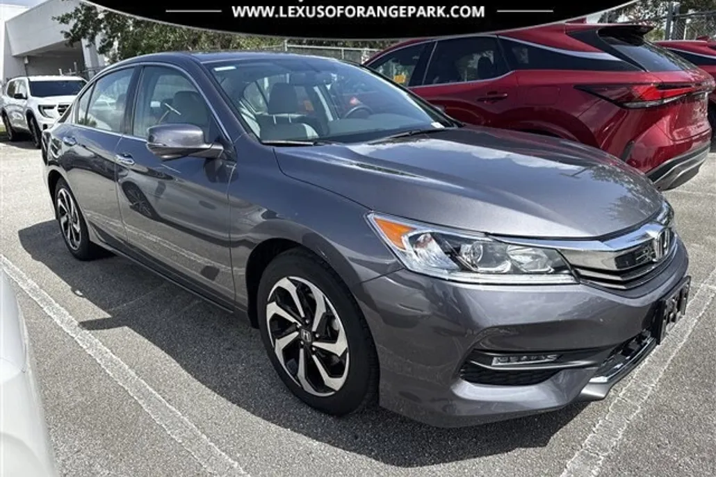 2017 Honda Accord EX-L V6 photo 1